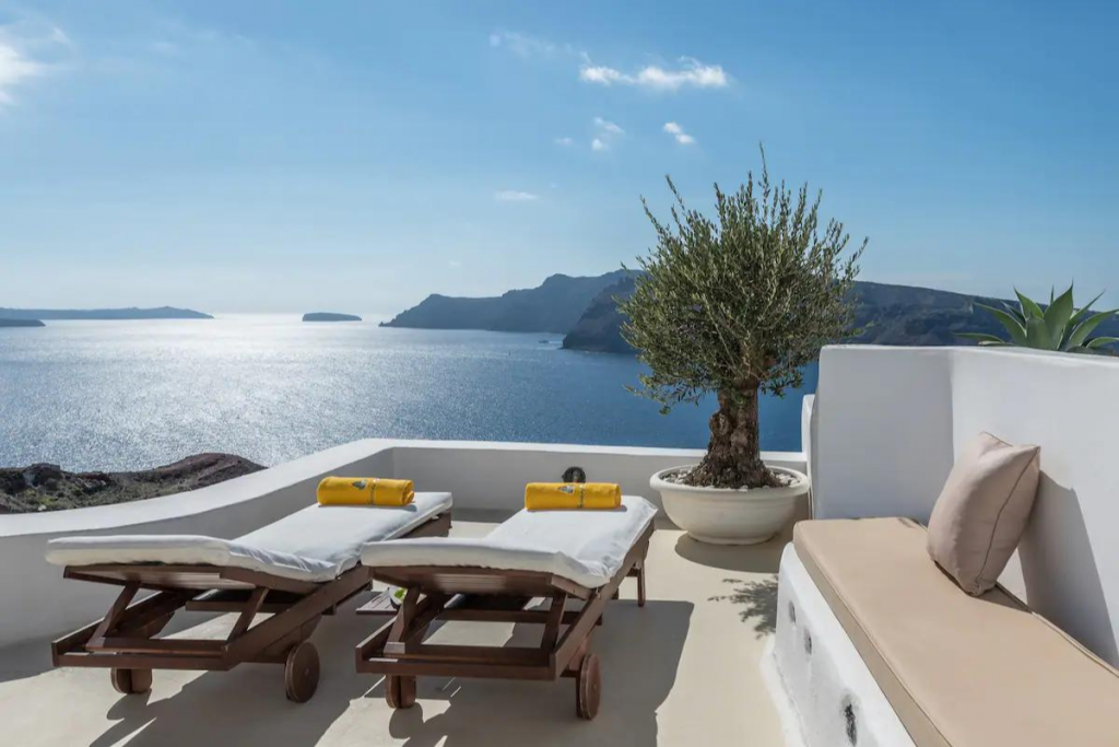 Luxury Villas to Rent in Greece – Travel Curator