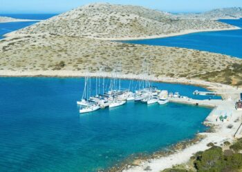 blue water overview in Croatia