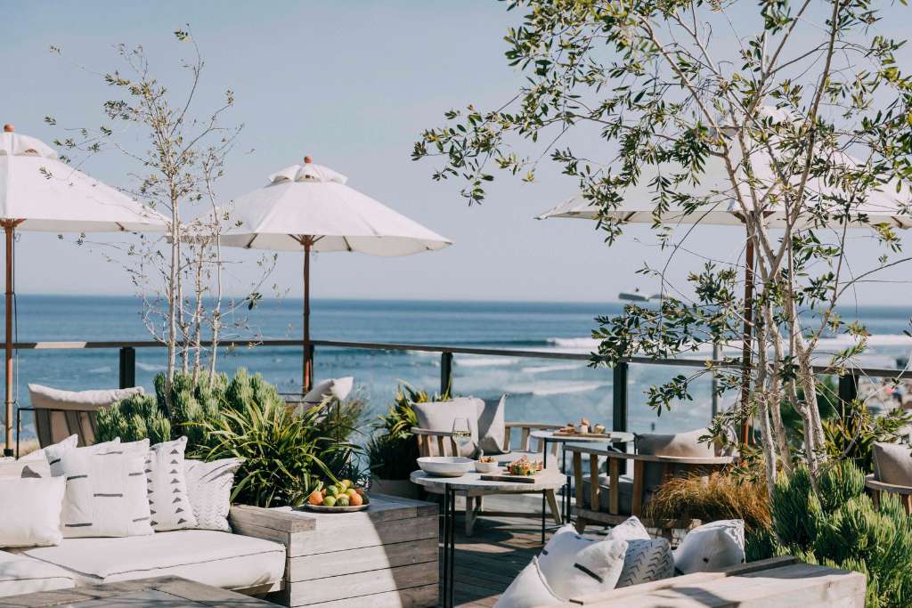 Malibu deals surfrider hotel