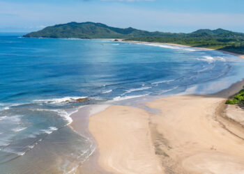 costa rica coast line