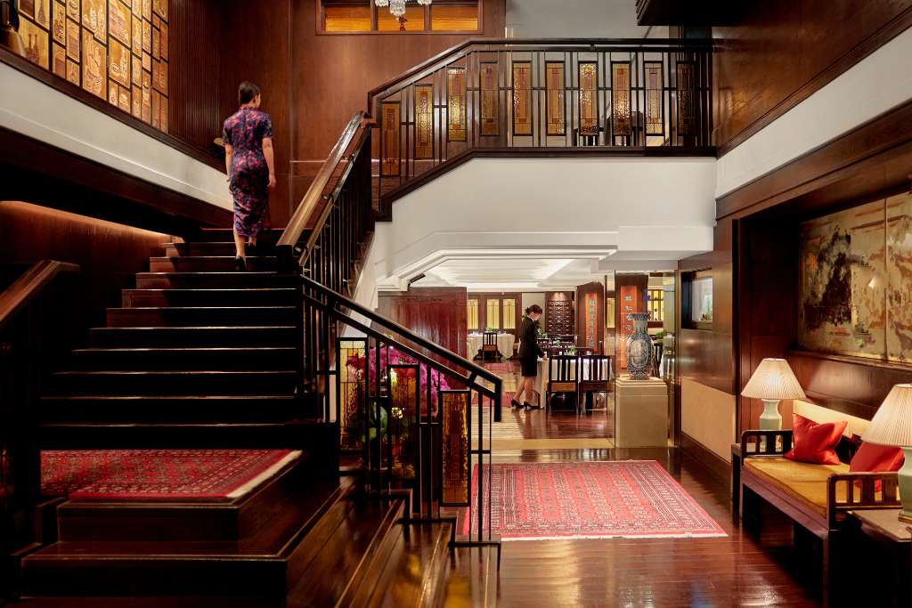 michelin star spring moon cantonese restaurant at the peninsula hong kong