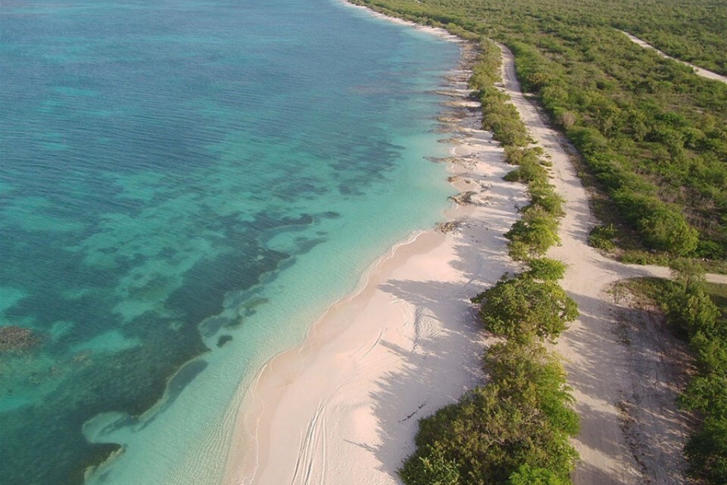just one of antigua and barbuda's dreamy beach scapes