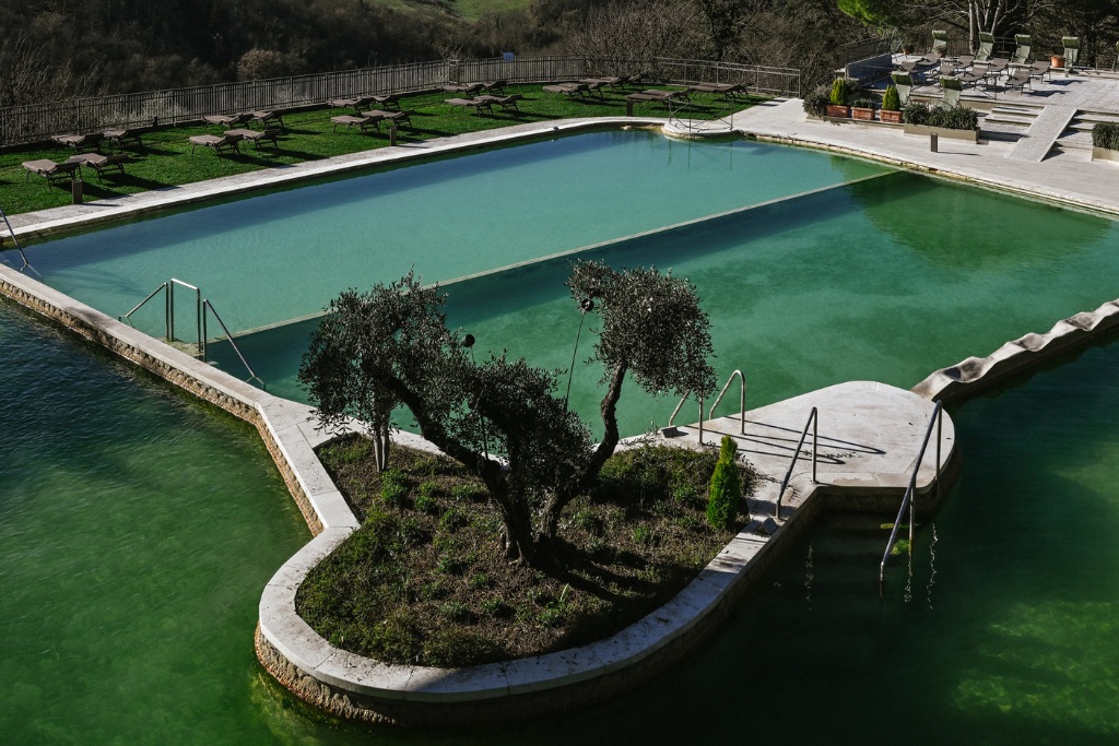 la posta tuscany outdoor soaking pools