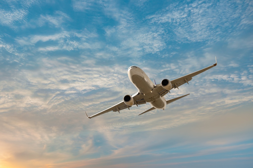 medjet travel insurance airplane taking off