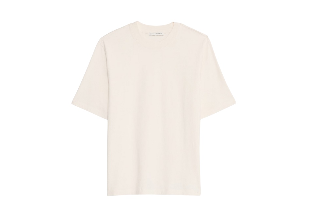 basic white t-shirt fall layering