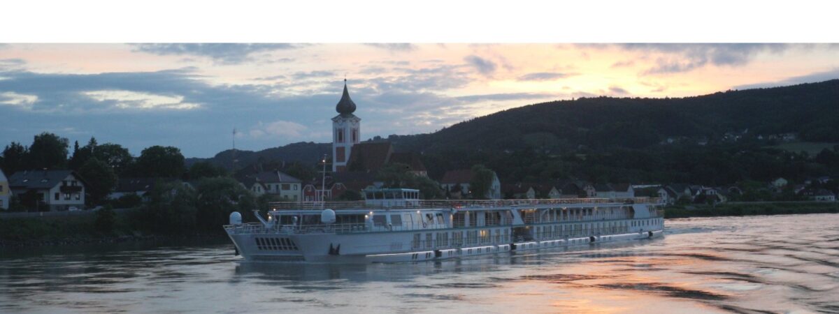 mozart riverside cruise sunset