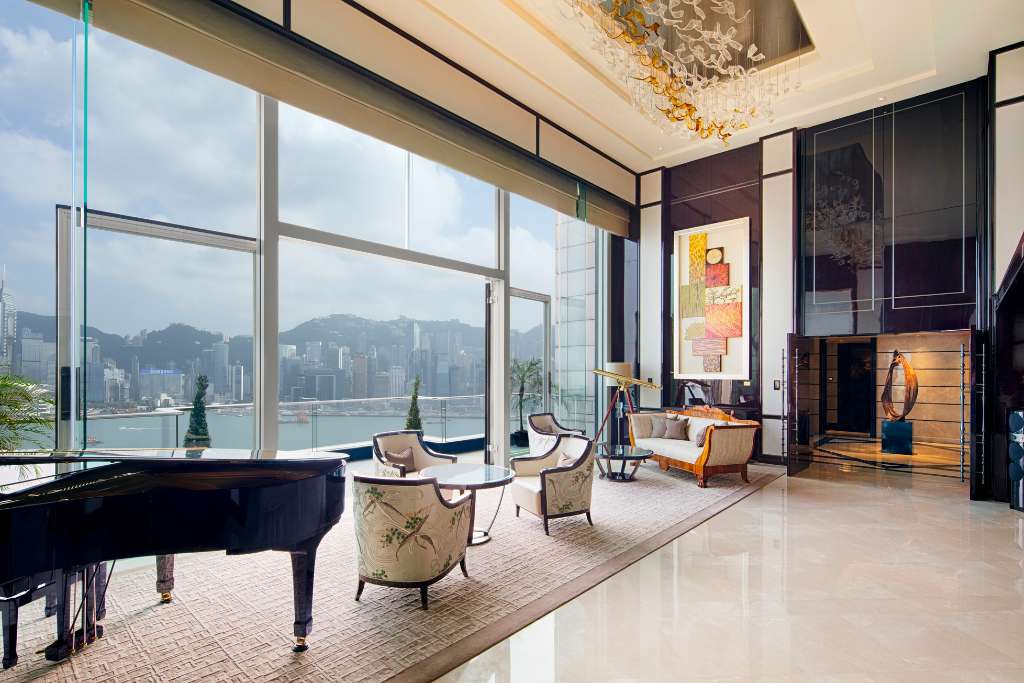 the exquisite peninsula suite at peninsula hong kong