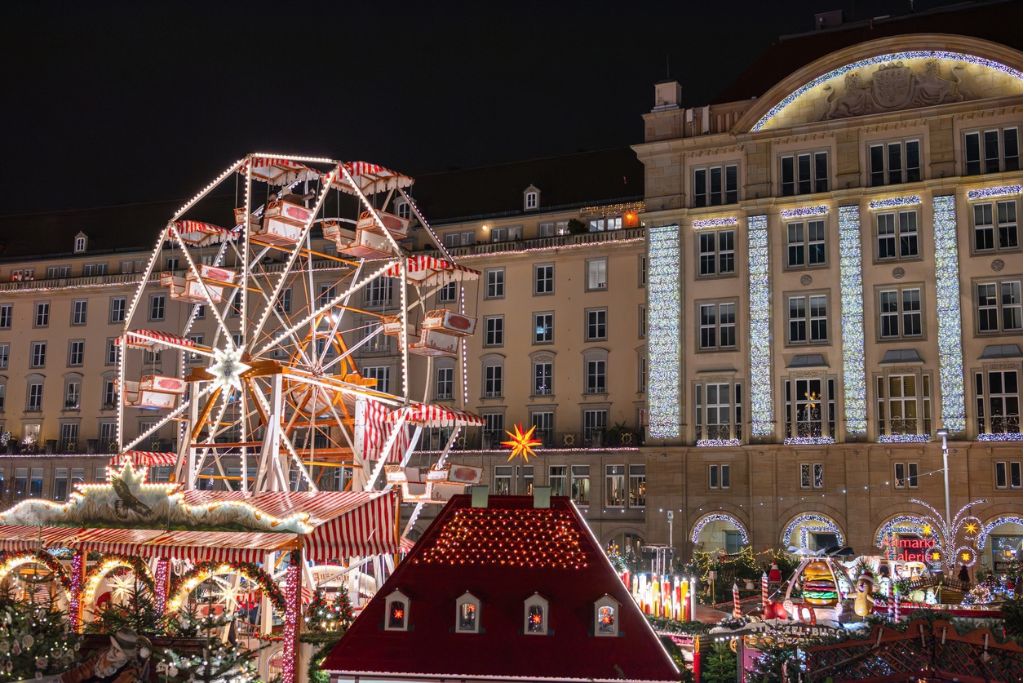 Glowing ferris wheel in Germany