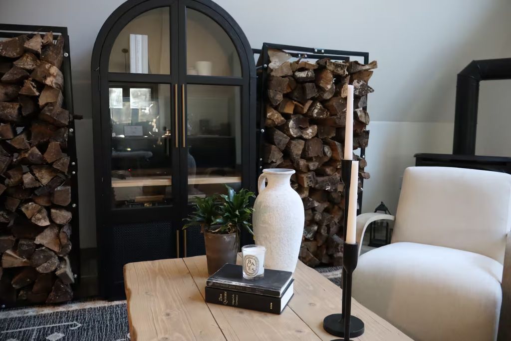 airbnb lakefront chalet poconos pennsylvania