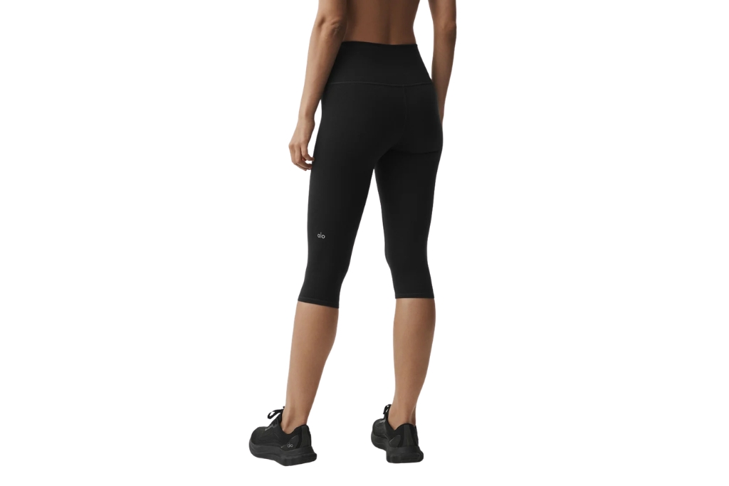 capris alo yoga black