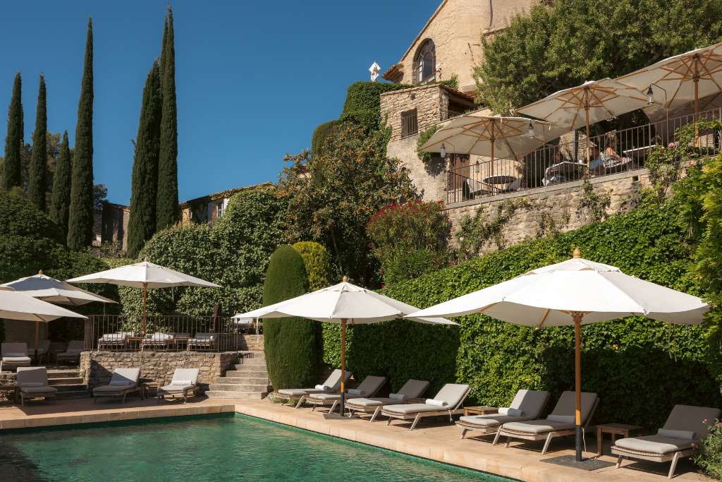 hotel crillon-le brave