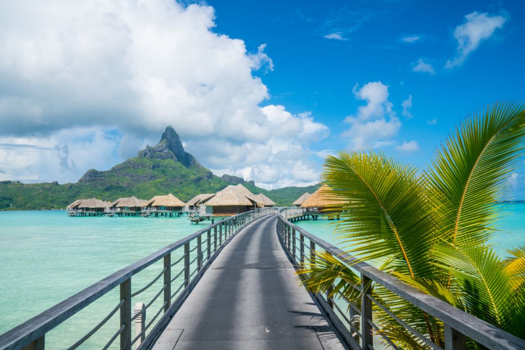 french polynesia dock