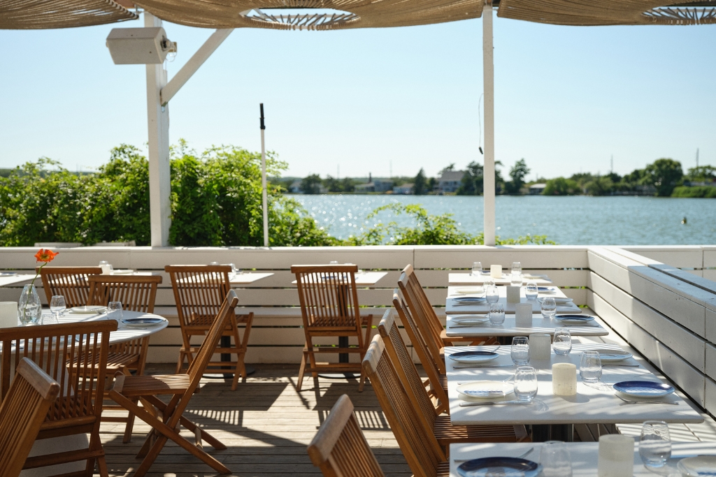 the surf lodge montauk deck