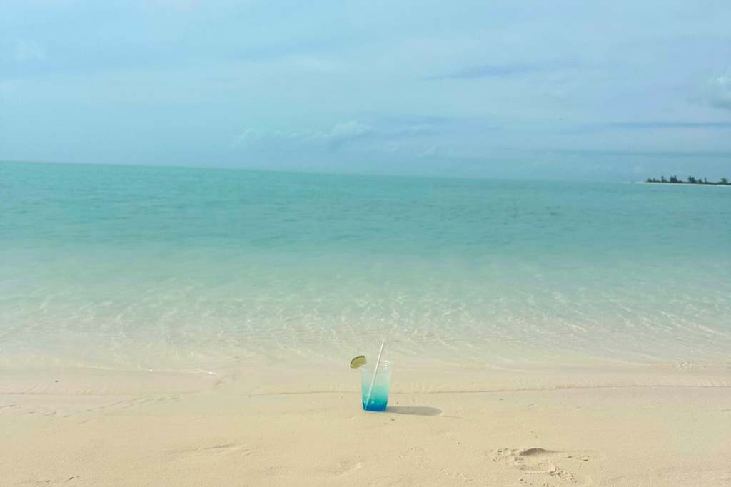 ocean blue cocktail at sailrock south caicos