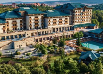 michlifen hotel with panoramic views