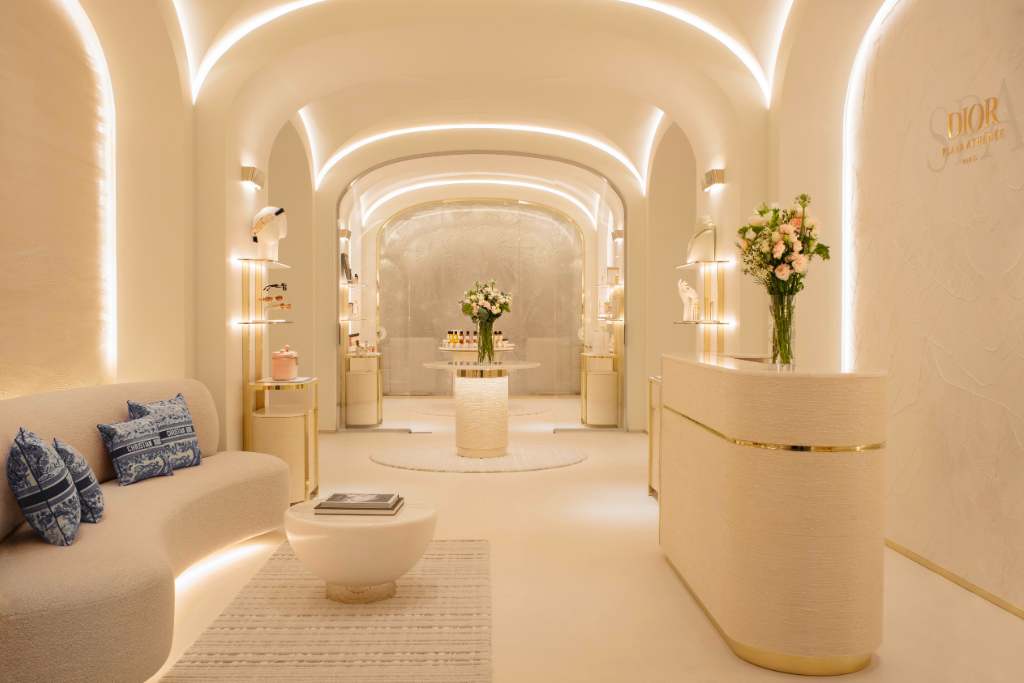 dior spa at hôtel plaza athénée paris
