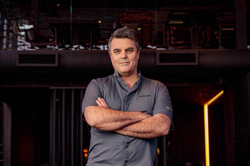 chef peter tempelhoff of fyn restaurant at relais & châteaux in cape town, south africa