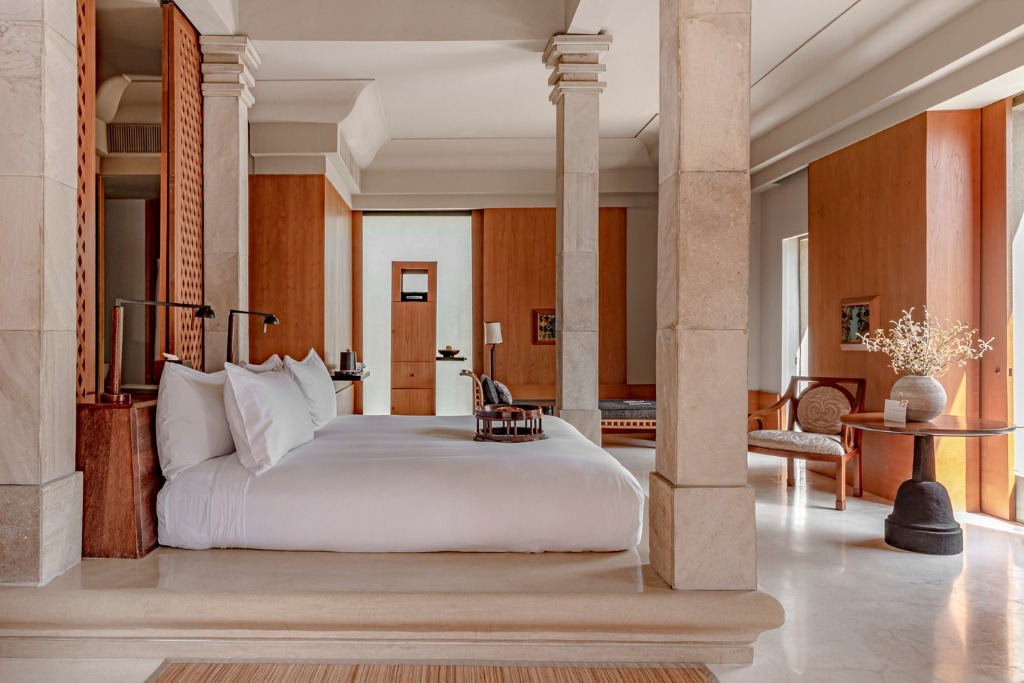 suite at amanjiwo, indonesia