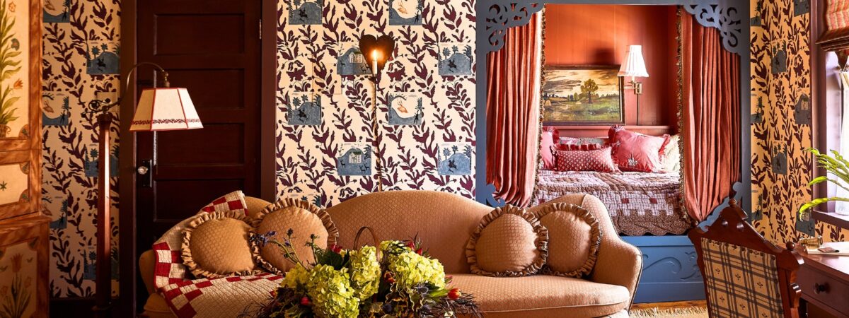 the six bells hotel sutie with box bed and couch