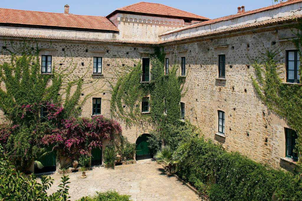 the courtyard at palazzo belmonte
