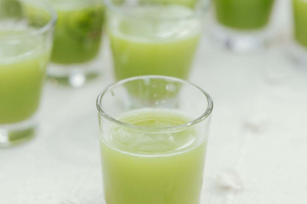 green juice served at datu wellness in italy