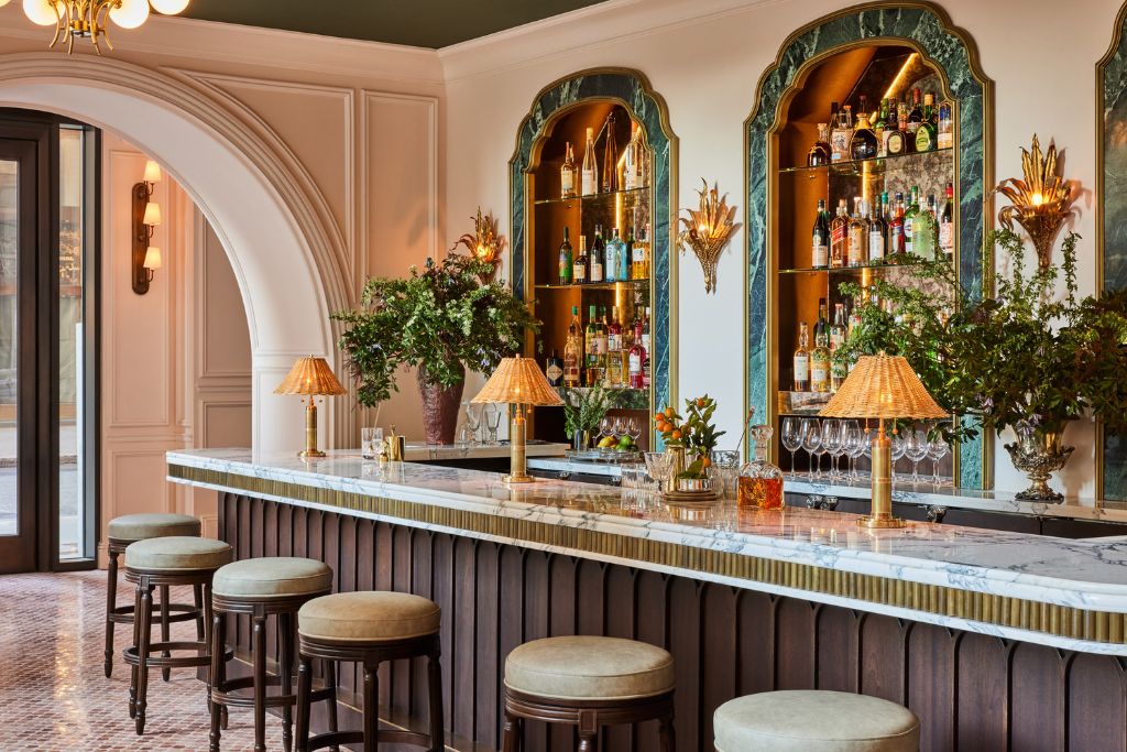 the wall street hotel in new york city bar