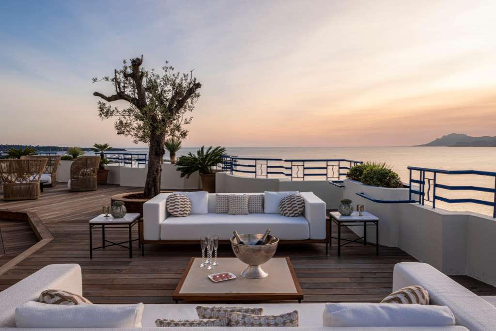 penthouse suite at hotel martinez in cannes