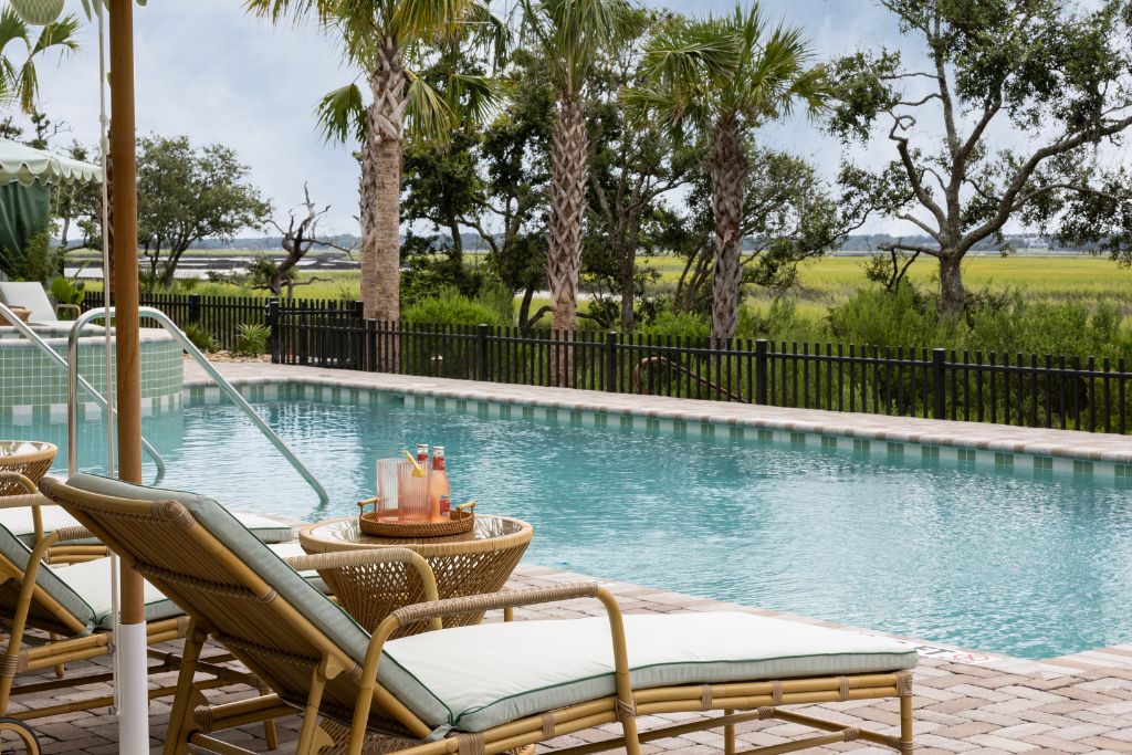pool time with views of the marshes at dunlin