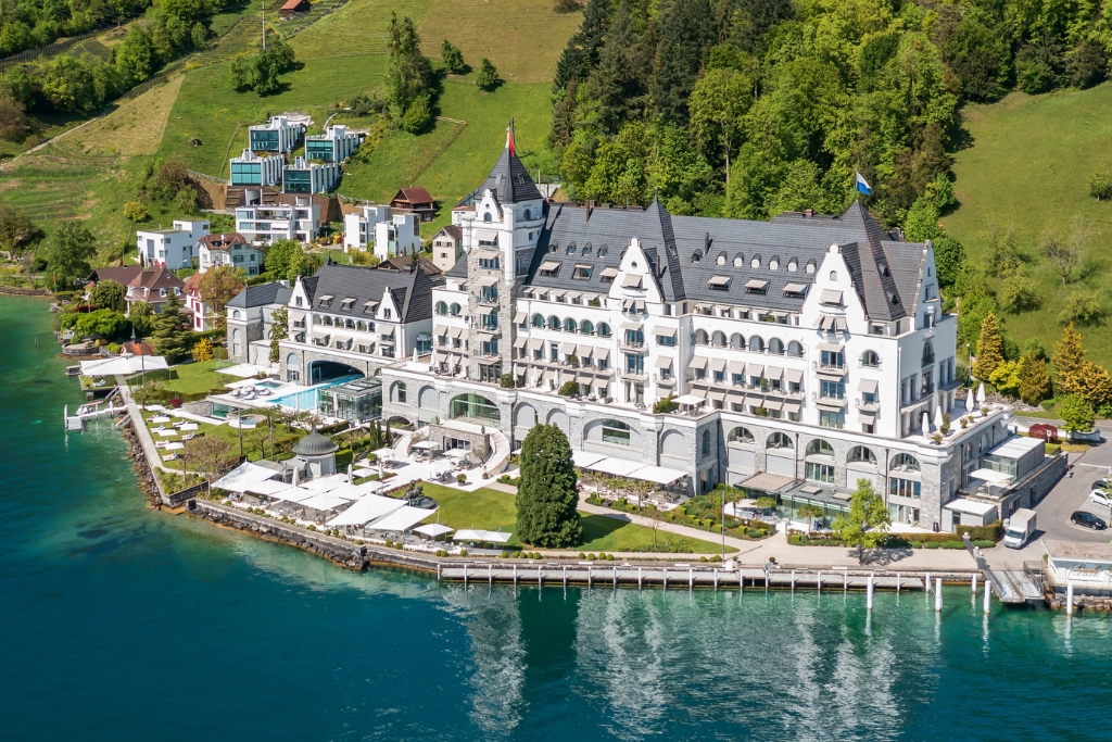park hotel vitznau exterior facade with lake 