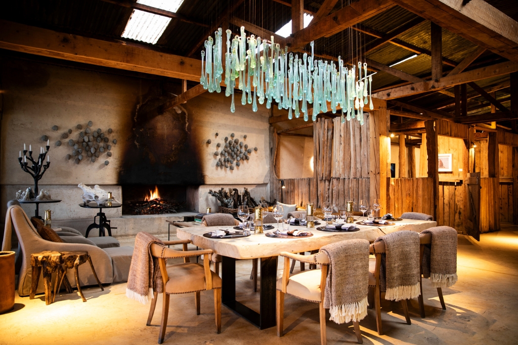 dining at segera retreat, kenya